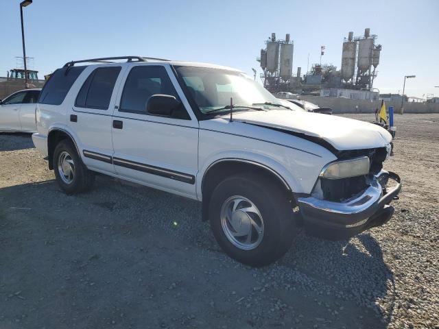 Photo 4 from auction – 2001 CHEVROLET BLAZER with VIN 1GNDT13W312152527