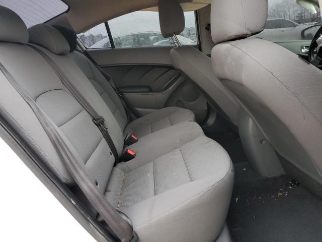 Photo 10 from auction – 2017 KIA FORTE LX with VIN 3KPFK4A71HE057012
