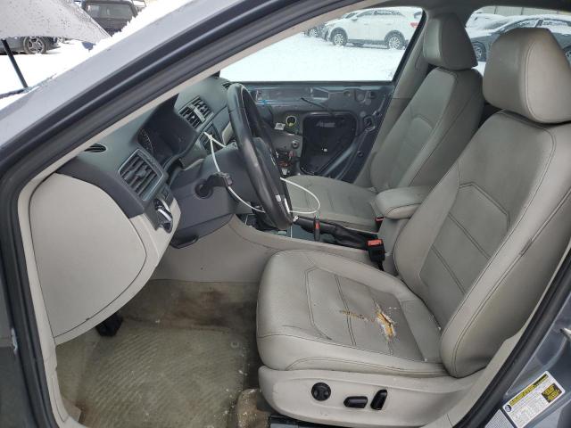 Photo 7 from auction – 2015 VOLKSWAGEN PASSAT S with VIN 1VWAS7A39FC121775