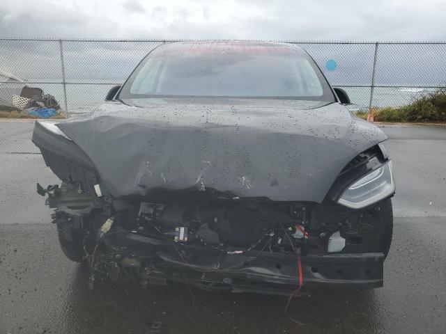 Photo 5 from auction – 2016 TESLA MODEL X with VIN 5YJXCAE2XGF008592