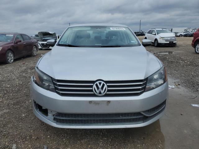 Photo 5 from auction – 2014 VOLKSWAGEN PASSAT S with VIN 1VWAT7A38EC100606