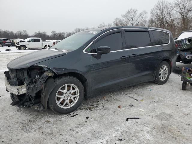 CHRYSLER PACIFICA T 2017 with VIN 2C4RC1DG8HR805337 - Photo from auction