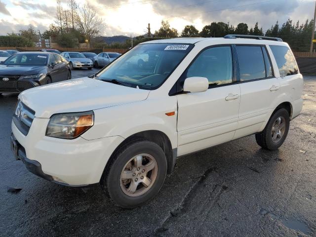 HONDA PILOT EX 2006 with VIN 2HKYF18586H535385 - Photo from auction
