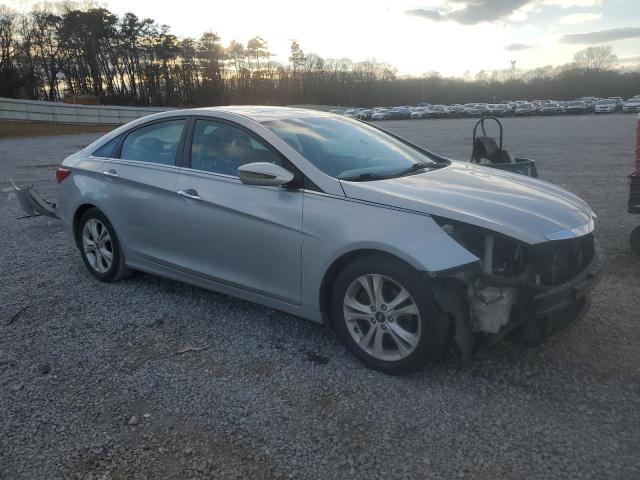 Photo 4 from auction – 2011 HYUNDAI SONATA SE with VIN 5NPEC4AC1BH076622