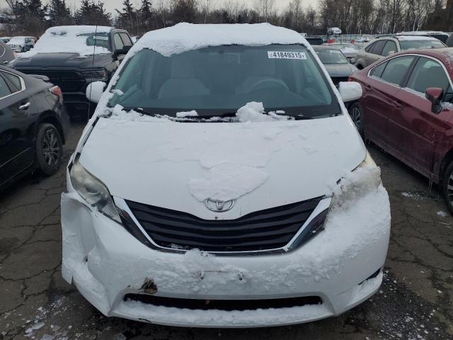 Photo 5 from auction – 2013 TOYOTA SIENNA LE with VIN 5TDKK3DC0DS366813