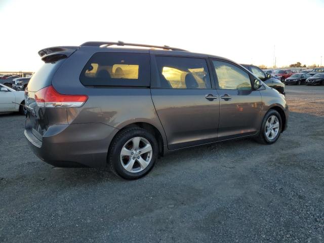 Photo 3 from auction – 2012 TOYOTA SIENNA LE with VIN 5TDKK3DC1CS187730