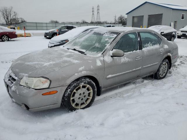 NISSAN MAXIMA GLE 2000 with VIN JN1CA31DXYT757143 - Photo from auction