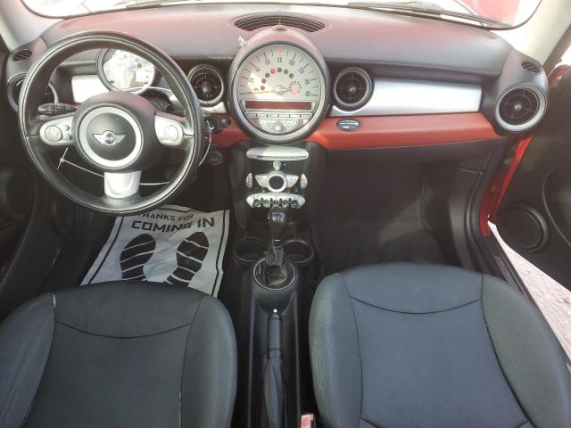 Photo 8 from auction – 2009 MINI COOPER CLU with VIN WMWML335X9TX35532