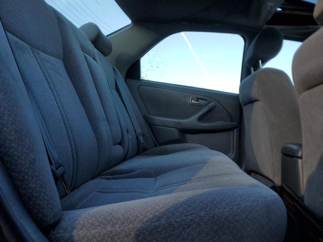 Photo 10 from auction – 2000 TOYOTA CAMRY with VIN 4T1BG22K5YU685238