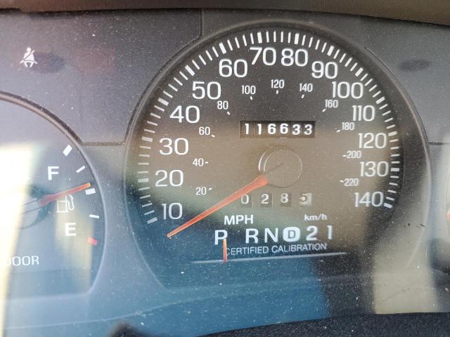 Foto 9 de la subasta – 2001 FORD CROWN VICT con VIN 2FAFP71W91X155494