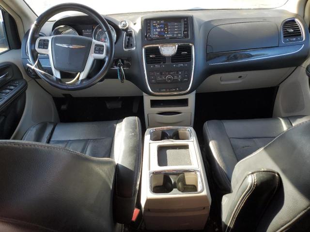Photo 8 from auction – 2016 CHRYSLER TOWN & COU with VIN 2C4RC1BG6GR141900