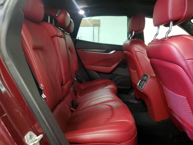 Photo 11 from auction – 2017 MASERATI LEVANTE with VIN ZN661XUA0HX230920