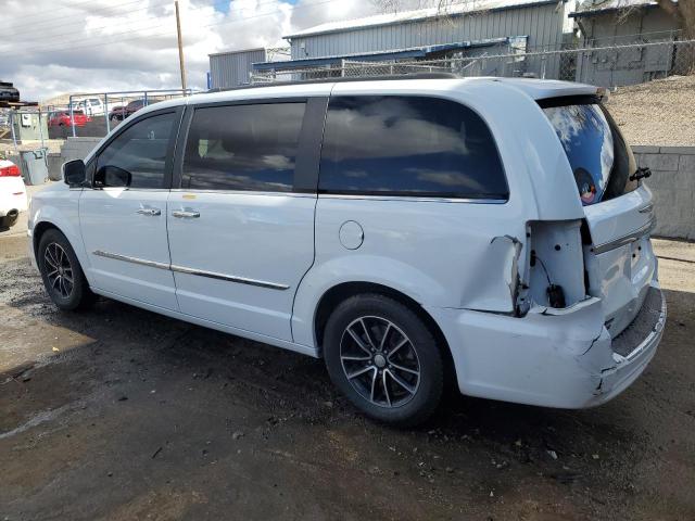 Photo 2 from auction – 2015 CHRYSLER TOWN & COU with VIN 2C4RC1BG3FR710913