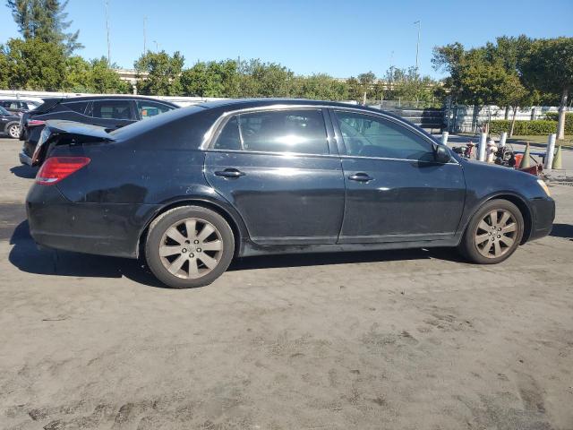 Photo 3 from auction – 2005 TOYOTA AVALON XL with VIN 4T1BK36B45U024200