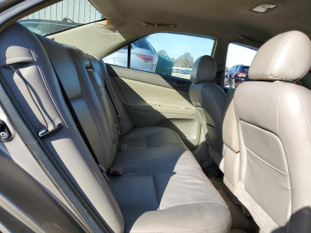Photo 10 from auction – 2004 TOYOTA CAMRY LE with VIN 4T1BE30K74U926371