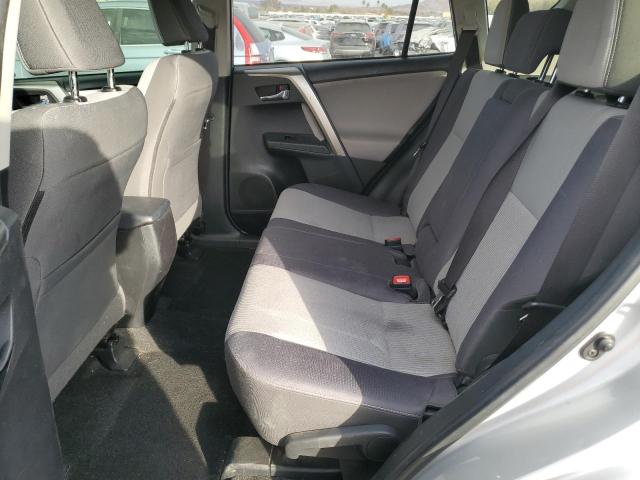 Photo 11 from auction – 2015 TOYOTA RAV4 XLE with VIN JTMWFREV4FD066750