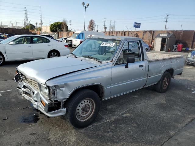 TOYOTA PICKUP 1/2 1986 with VIN JT4RN55D0G0213834 - Photo from auction
