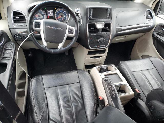 Photo 8 from auction – 2015 CHRYSLER TOWN & COU with VIN 2C4RC1BG6FR553393