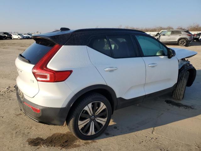 Photo 3 from auction – 2023 VOLVO XC40 RECHA with VIN YV4ED3UL4P2017590