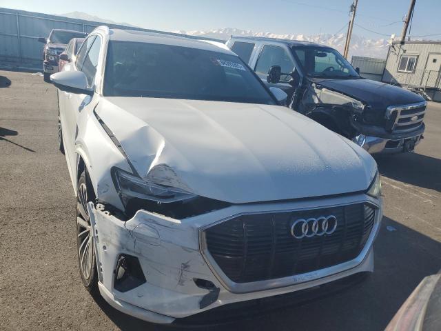 Photo 5 from auction – 2019 AUDI E-TRON PRE with VIN WA1VAAGE0KB018641