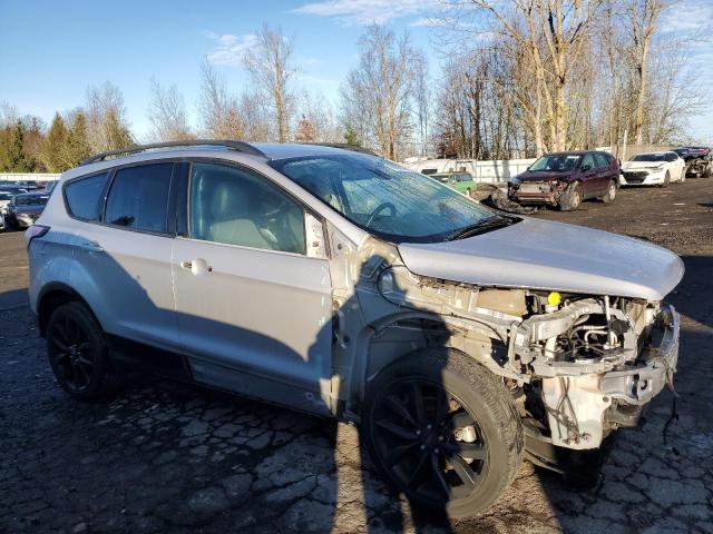 Photo 4 from auction – 2017 FORD ESCAPE TIT with VIN 1FMCU9J96HUA83209