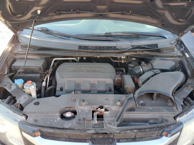 Photo 12 from auction – 2016 HONDA ODYSSEY SE with VIN 5FNRL5H30GB028273