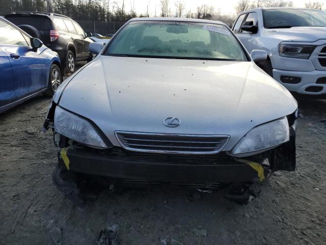 Photo 5 from auction – 2001 LEXUS ES 300 with VIN JT8BF28G215106909