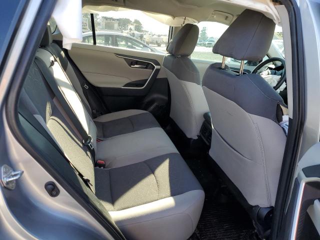 Photo 11 from auction – 2021 TOYOTA RAV4 XLE with VIN 2T3P1RFV4MC144205