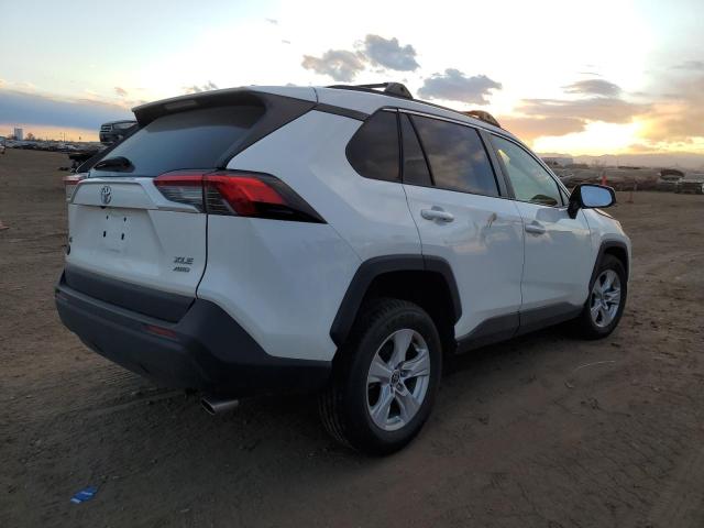Photo 3 from auction – 2020 TOYOTA RAV4 XLE with VIN JTMP1RFV1LD526041