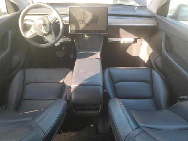 Снимка 8 от търг – 2022 TESLA MODEL Y с VIN 7SAYGAEE6NF429518
