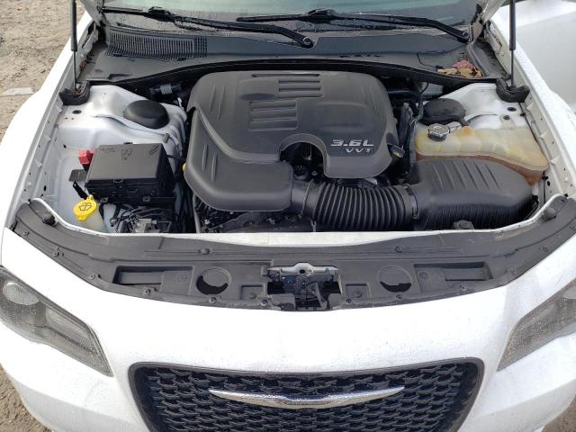 Photo 11 from auction – 2019 CHRYSLER 300 S with VIN 2C3CCABG3KH589732