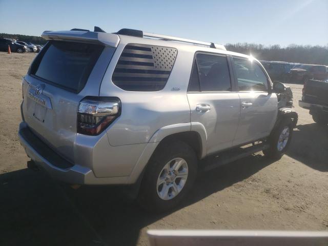 Photo 3 from auction – 2020 TOYOTA 4RUNNER SR with VIN JTEBU5JR4L5795001