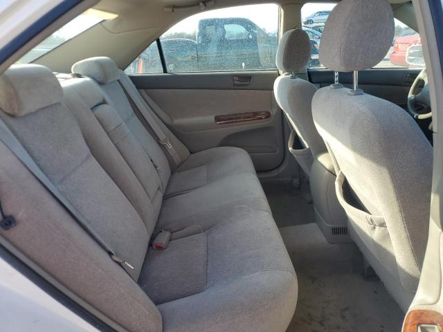 Photo 10 from auction – 2004 TOYOTA CAMRY LE with VIN JTDBE32K140274789