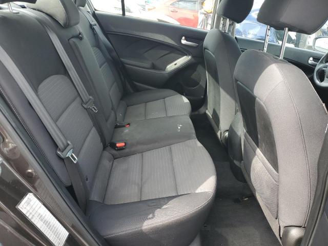 Photo 10 from auction – 2017 KIA FORTE LX with VIN 3KPFL4A77HE006823