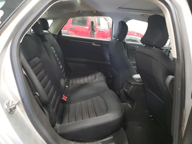 Photo 10 from auction – 2016 FORD FUSION SE with VIN 3FA6P0T92GR312322
