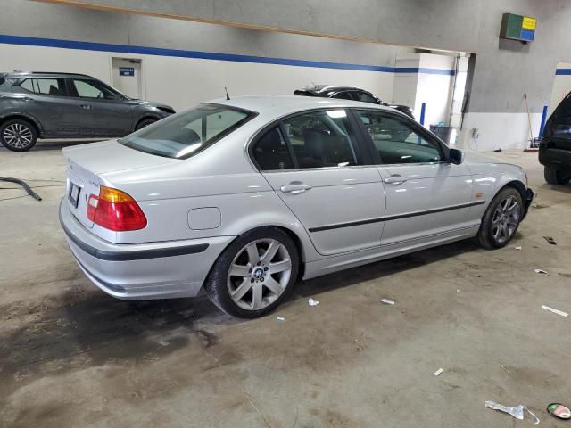 Photo 3 from auction – 1999 BMW 328 I AUTO with VIN WBAAM5335XFR06466