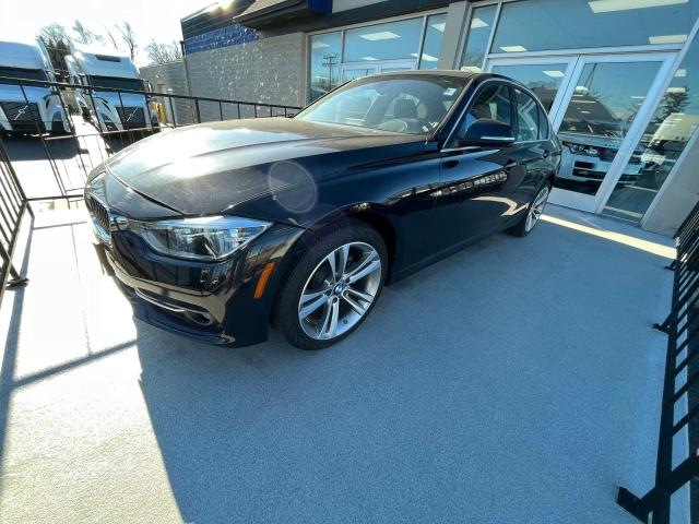 Фото 2 с аукциона – 2018 BMW 330 XI с VIN WBA8D9C52JEM33923