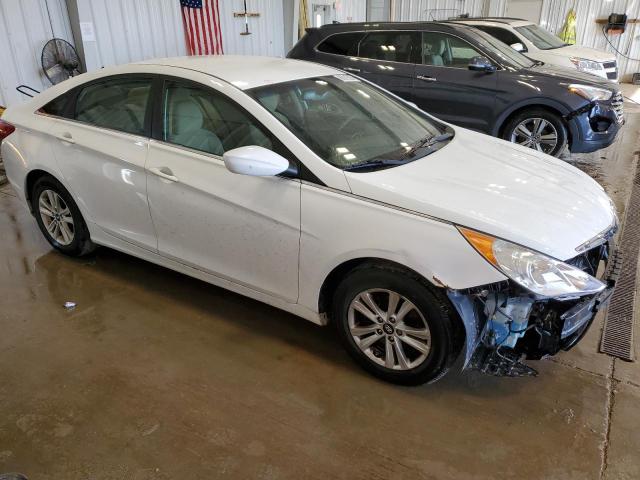 Photo 4 from auction – 2013 HYUNDAI SONATA GLS with VIN 5NPEB4AC8DH716525