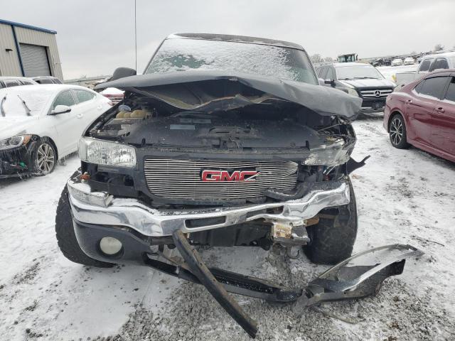 Photo 5 from auction – 2003 GMC NEW SIERRA with VIN 2GTEK19V231155548