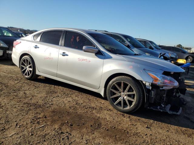 Photo 4 from auction – 2013 NISSAN ALTIMA 2.5 with VIN 1N4AL3AP6DC130559