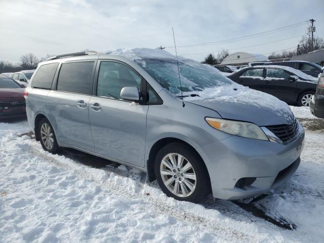Photo 4 from auction – 2012 TOYOTA SIENNA LE with VIN 5TDJK3DC8CS041482