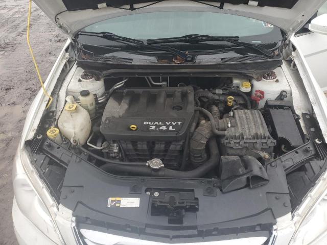 Photo 11 from auction – 2014 CHRYSLER 200 TOURIN with VIN 1C3CCBBB5EN185692