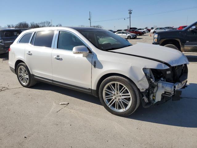 Photo 4 from auction – 2016 LINCOLN MKT with VIN 2LMHJ5AT5GBL01314