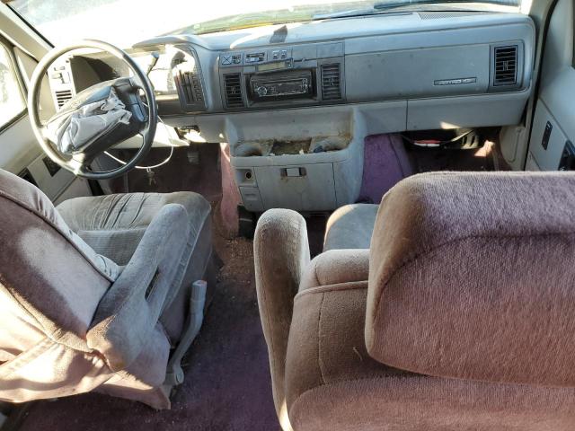 Photo 8 from auction – 1994 CHEVROLET ASTRO with VIN 1GBDM19Z6RB247302