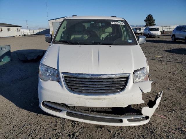 Photo 5 from auction – 2015 CHRYSLER TOWN & COU with VIN 2C4RC1CG5FR546515