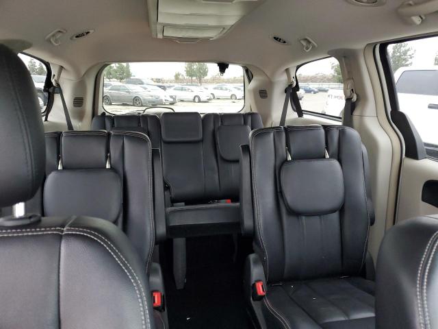 Photo 10 from auction – 2013 CHRYSLER TOWN & COU with VIN 2C4RC1BGXDR734347