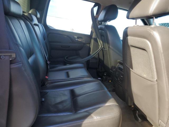 Photo 10 from auction – 2010 CHEVROLET AVALANCHE with VIN 3GNVKFE0XAG171418