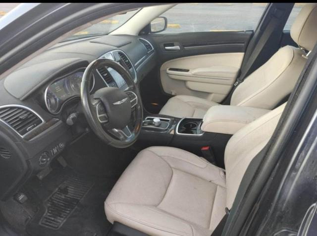 Photo 9 from auction – 2018 CHRYSLER 300 LIMITE with VIN 2C3CCAEGXJH123077
