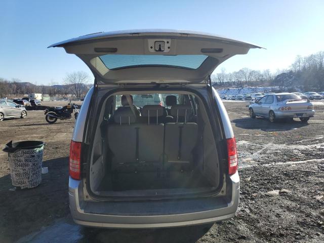 Photo 6 from auction – 2008 CHRYSLER TOWN & COU with VIN 2A8HR44H18R838385