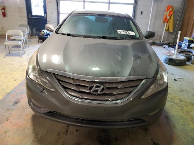 Photo 5 from auction – 2013 HYUNDAI SONATA SE with VIN 5NPEC4AC1DH677077
